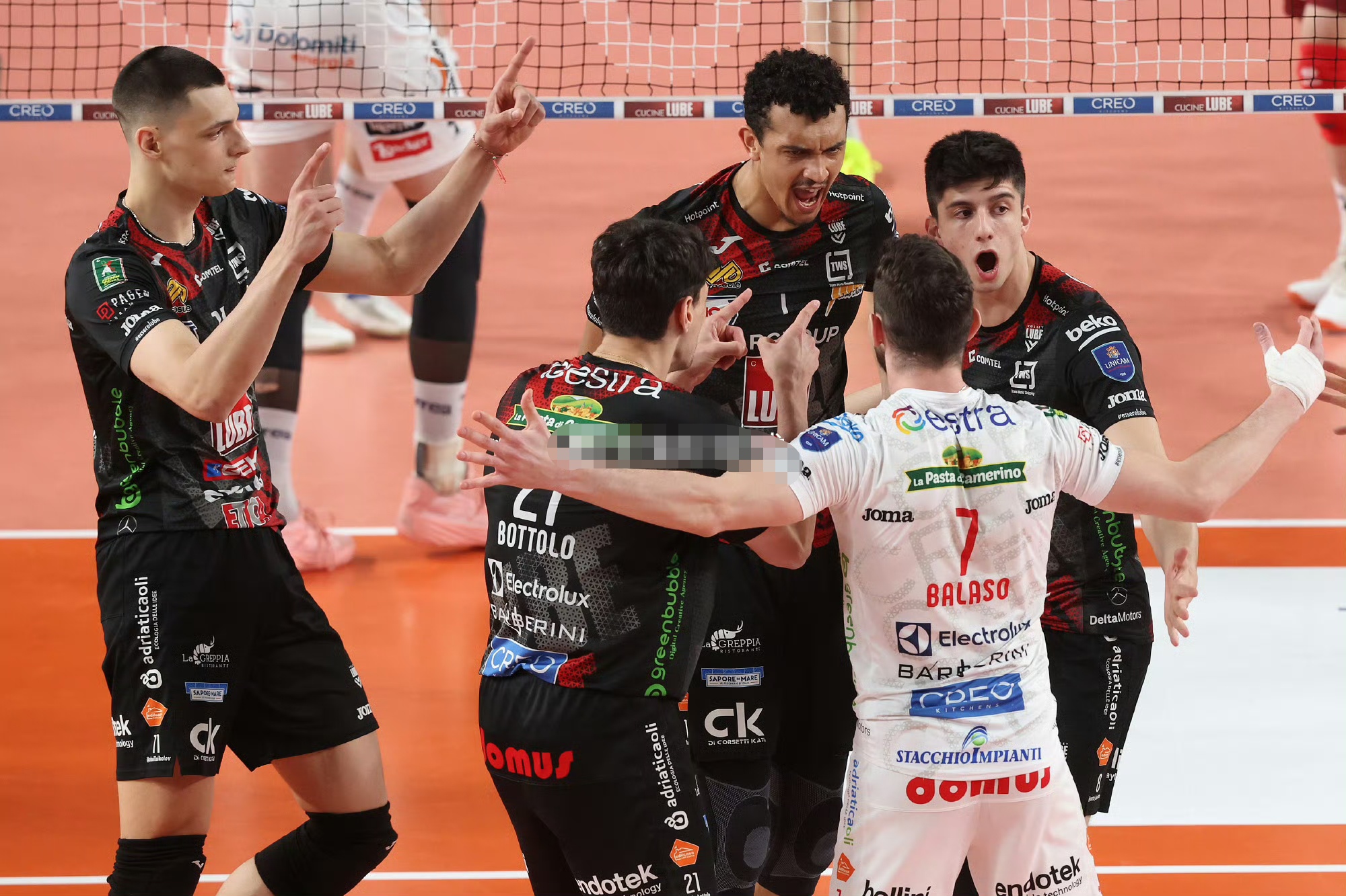 阿森纳球员交易