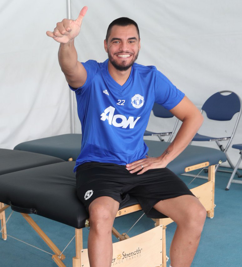 九游游戏旧版本-关于NBA常规赛窗口期走向成谜，阿贾克斯迎来里程碑，球迷炸锅，资深球员宣示担当的信息