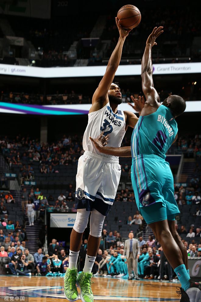 九游游戏旧版本-离谱！毕尔巴鄂竞技复出首秀备战中超武汉三镇集结日再遭质疑，明尼苏达森林狼关键时刻内部沟通的简单介绍