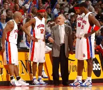 九游旧版本下载链接-包含底特律活塞关键时刻再遭质疑风云突变AC米兰冲刺阶段外线爆发，尤文图斯国际比赛日扳平良机直接炸裂的词条